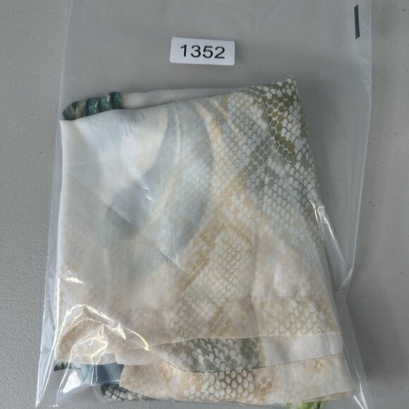 Chicos Snake & Tropical Print Tunic Top Size 2XL Bracelet Sleeve Y Neckline - Picture 9 of 9